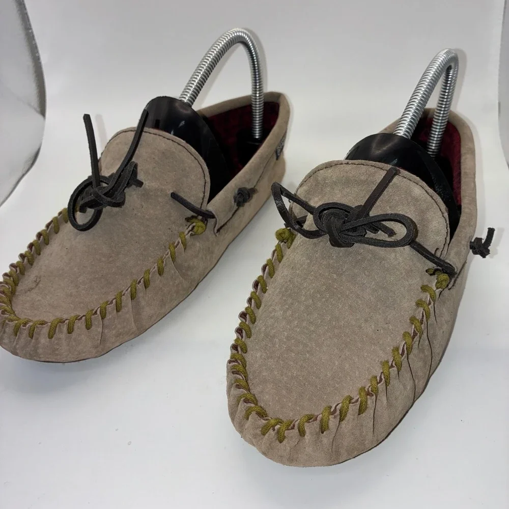Magellan Outdoors‎ Youth Suede Moccasin Slippers Tan Plaid Lining Size 6